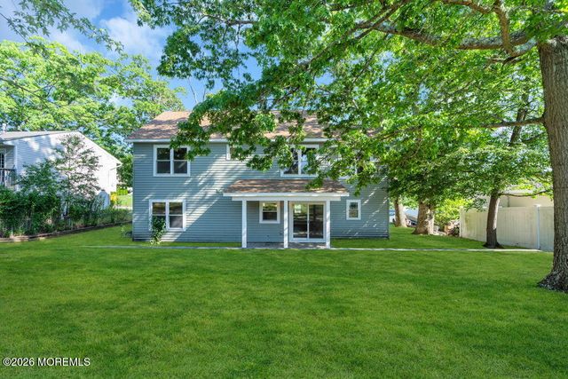 148 Torpedo Road, Manahawkin, NJ 08050