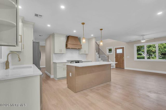 148 Torpedo Road, Manahawkin, NJ 08050