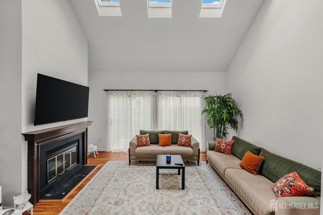 1212 Holly Court, South Brunswick, NJ 08852