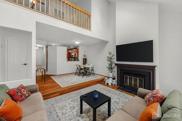 1212 Holly Court, South Brunswick, NJ 08852