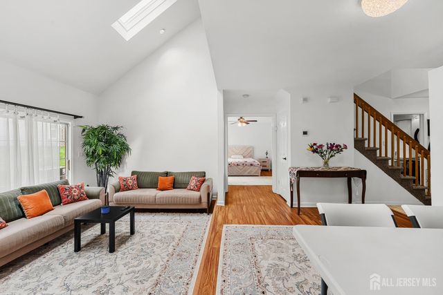1212 Holly Court, South Brunswick, NJ 08852
