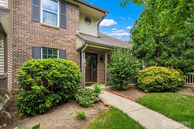 1212 Holly Court, South Brunswick, NJ 08852