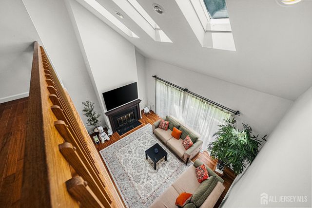 1212 Holly Court, South Brunswick, NJ 08852