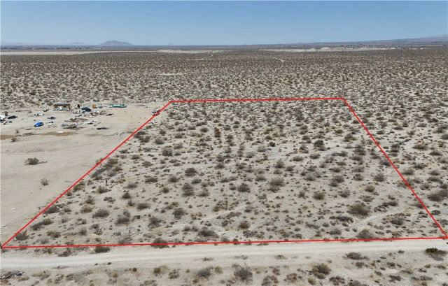 141 E Avenue U, Pearblossom, CA 93553