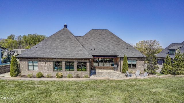 295 Sanctuary Court, Johnson City, TN 37615