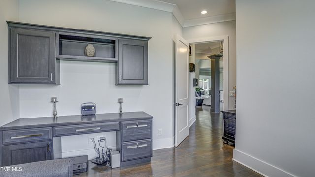 295 Sanctuary Court, Johnson City, TN 37615