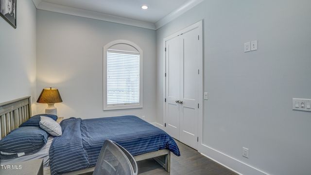 295 Sanctuary Court, Johnson City, TN 37615