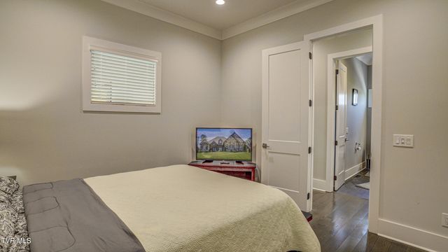 295 Sanctuary Court, Johnson City, TN 37615