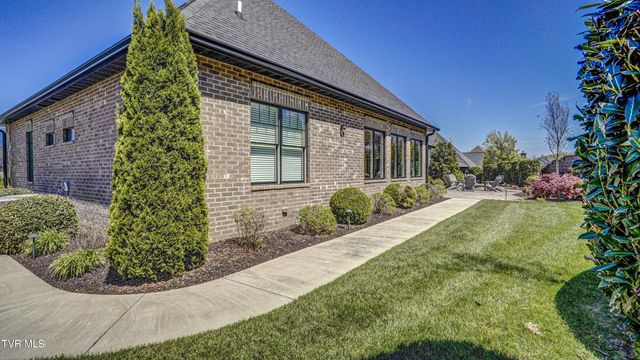 295 Sanctuary Court, Johnson City, TN 37615