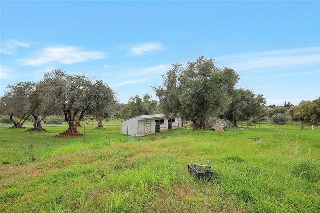 5423 Virginia Rd, Marysville, CA 95901