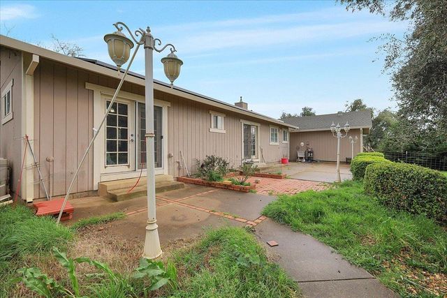 5423 Virginia Rd, Marysville, CA 95901