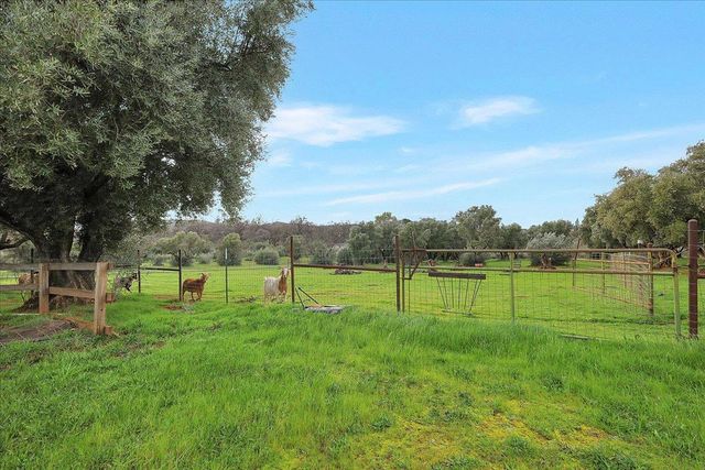 5423 Virginia Rd, Marysville, CA 95901