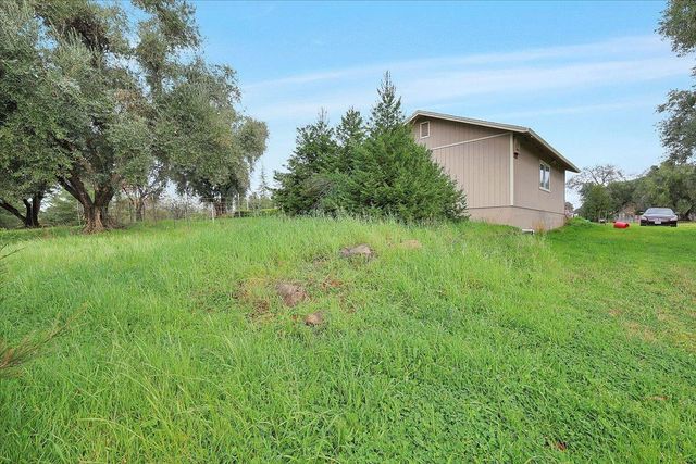 5423 Virginia Rd, Marysville, CA 95901