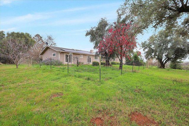 5423 Virginia Rd, Marysville, CA 95901