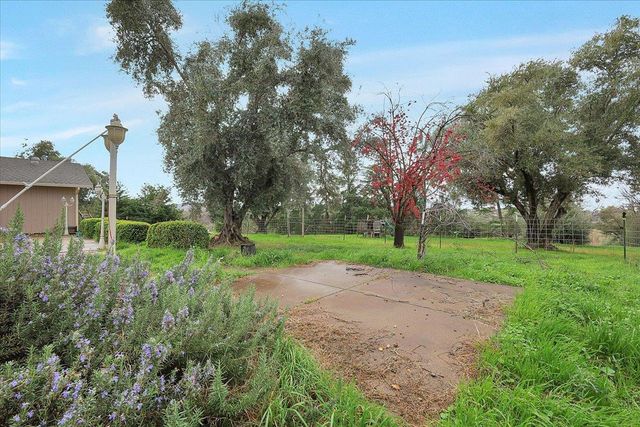 5423 Virginia Rd, Marysville, CA 95901