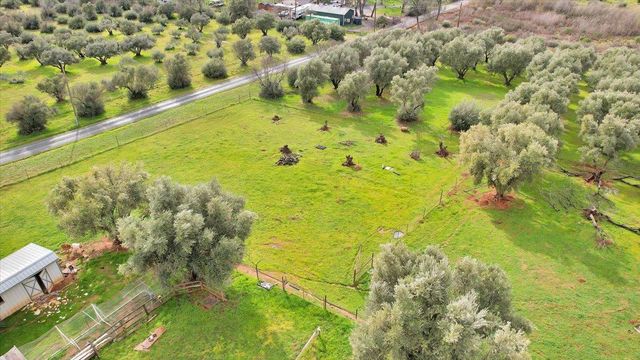 5423 Virginia Rd, Marysville, CA 95901