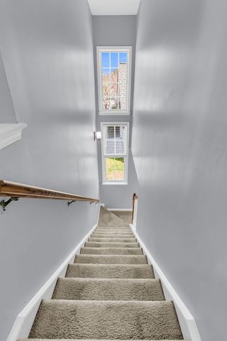 7478 Hawks Circle, Hanahan, SC 29410