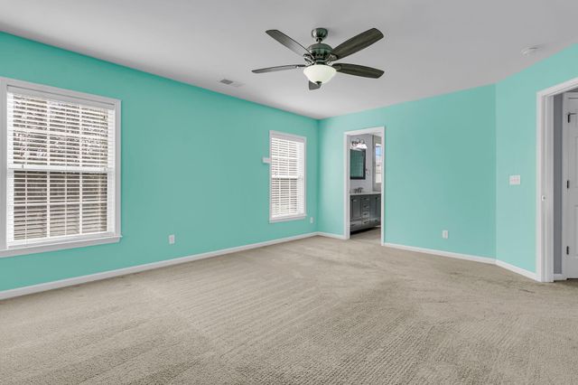 7478 Hawks Circle, Hanahan, SC 29410