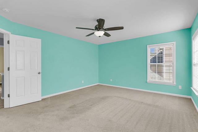 7478 Hawks Circle, Hanahan, SC 29410