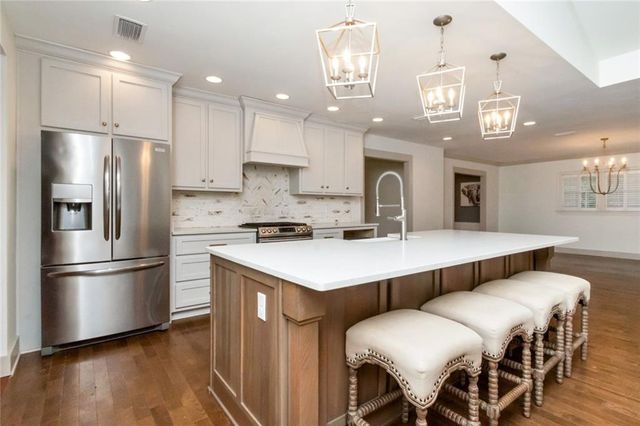 305 Springwood N Drive, Mobile, AL 36608