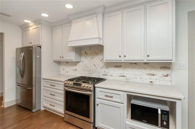 305 Springwood N Drive, Mobile, AL 36608