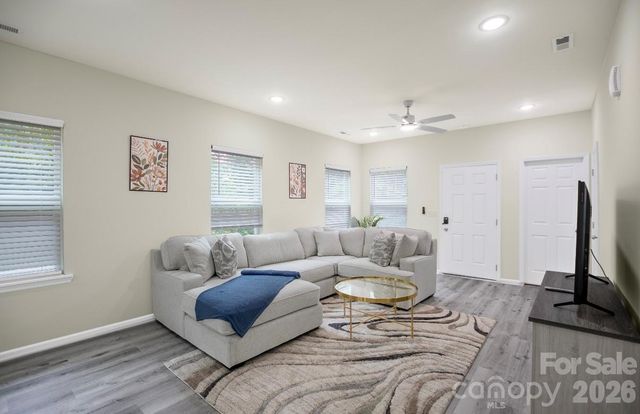 13713 William Stowe Drive, Charlotte, NC 28262