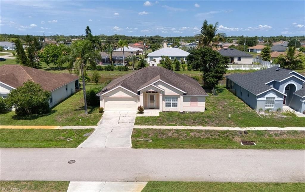 4664 Varsity CIR, LEHIGH ACRES, FL 33971 — photo 2