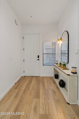 2018 E River Rd Unit 201, Tucson, AZ 85718