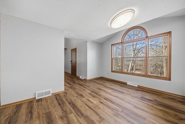 4828 N Brentwood Drive, Milton, WI 53563