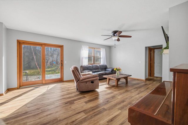 4828 N Brentwood Drive, Milton, WI 53563