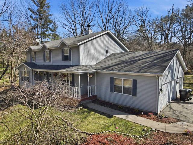 4828 N Brentwood Drive, Milton, WI 53563