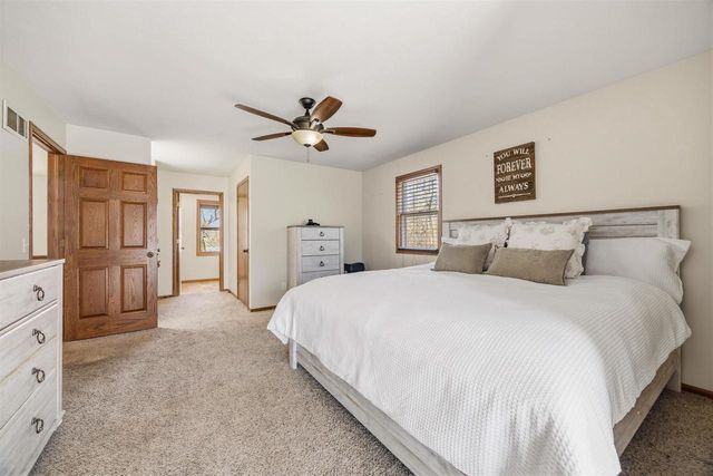 4828 N Brentwood Drive, Milton, WI 53563