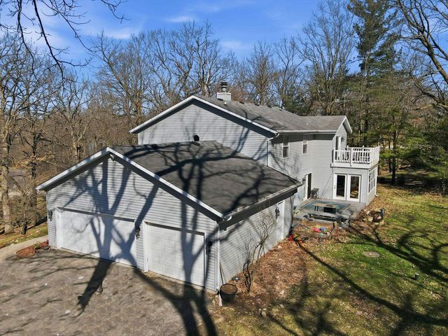 4828 N Brentwood Drive, Milton, WI 53563