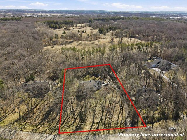 4828 N Brentwood Drive, Milton, WI 53563