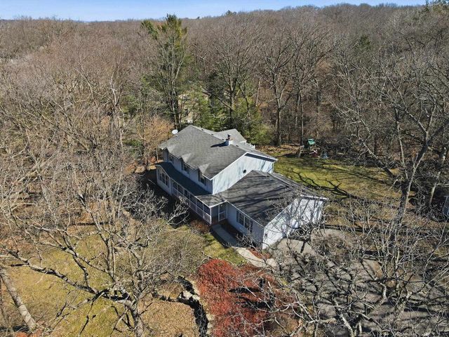 4828 N Brentwood Drive, Milton, WI 53563