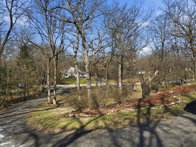 4828 N Brentwood Drive, Milton, WI 53563