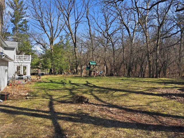 4828 N Brentwood Drive, Milton, WI 53563