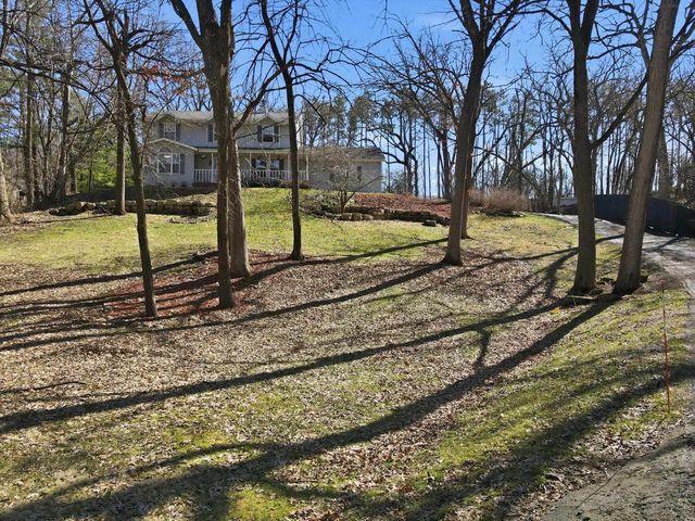 4828 N Brentwood Drive, Milton, WI 53563