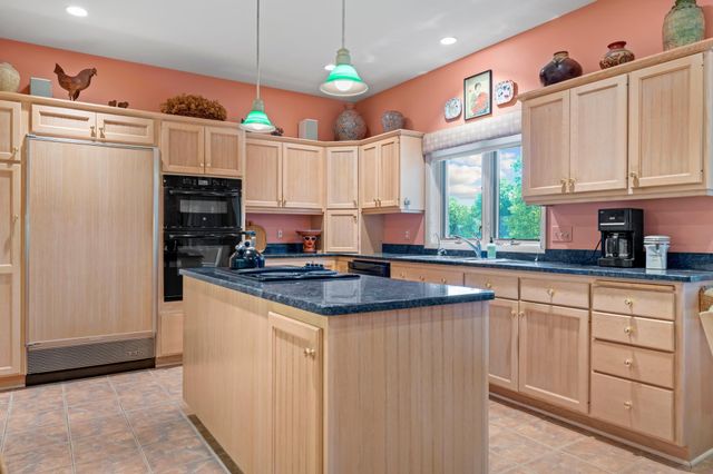 1145 Taro Lane SW, Rochester, MN 55902