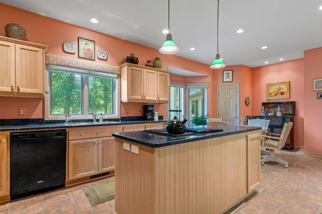 1145 Taro Lane SW, Rochester, MN 55902