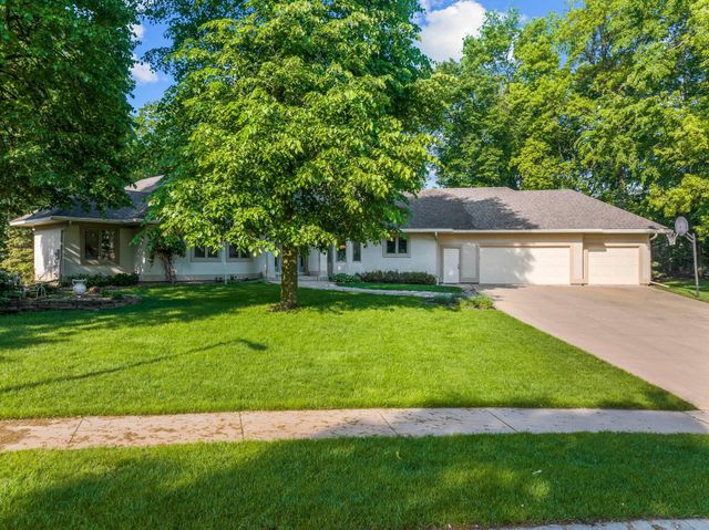 1145 Taro Lane SW, Rochester, MN 55902