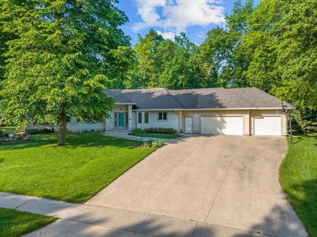 1145 Taro Lane SW, Rochester, MN 55902