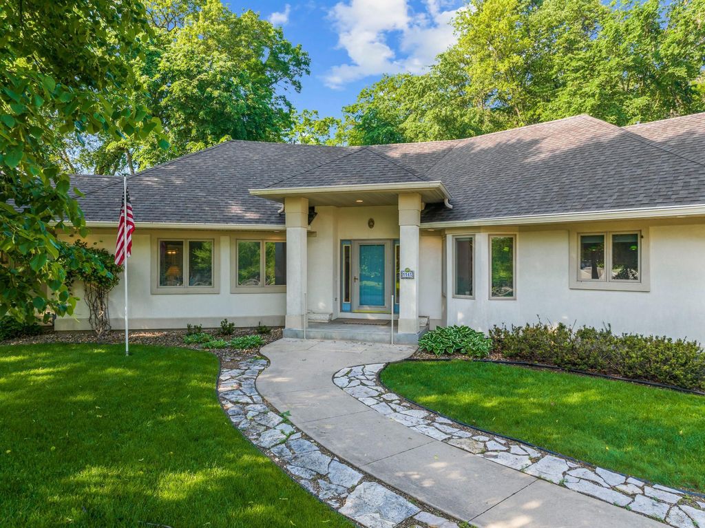 1145 Taro Lane SW, Rochester, MN 55902