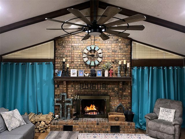 203 Jane Street, Groesbeck, TX 76642