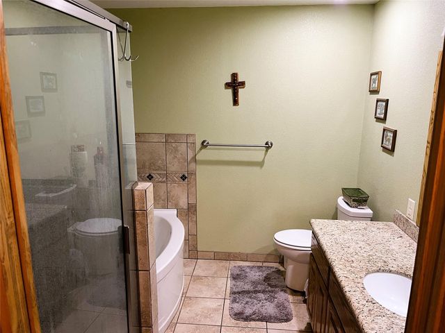 203 Jane Street, Groesbeck, TX 76642