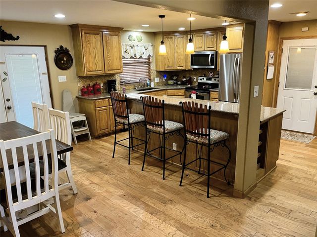 203 Jane Street, Groesbeck, TX 76642
