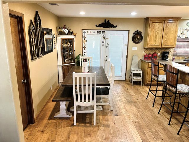 203 Jane Street, Groesbeck, TX 76642