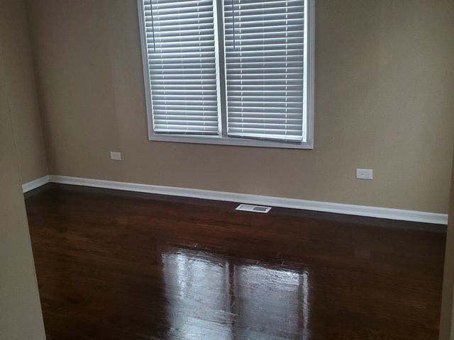 2422 S 12th Avenue, Broadview, IL 60155