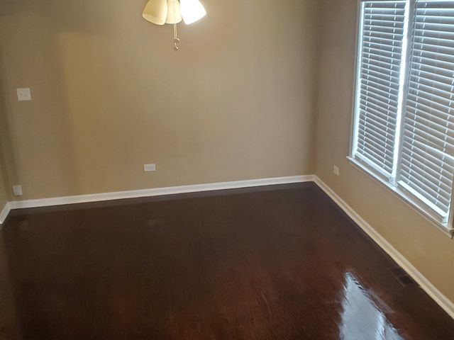 2422 S 12th Avenue, Broadview, IL 60155