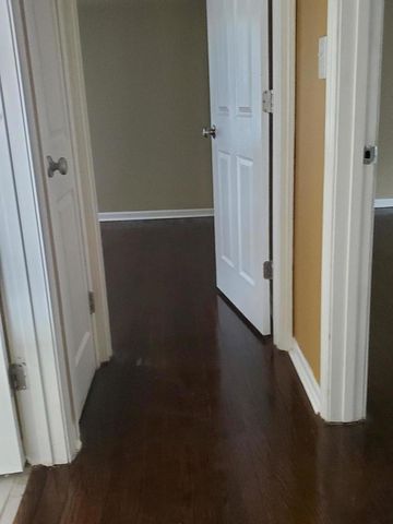 2422 S 12th Avenue, Broadview, IL 60155